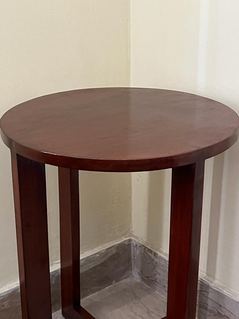 Handcrafted Solid Wood Coffee Table – Natural Elegance for Your Living Room