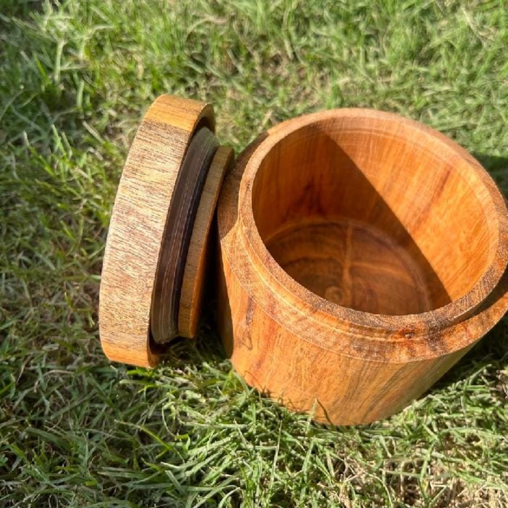 Airtight Wooden Jars with Finger-Grip Lid – Natural Acacia Wood