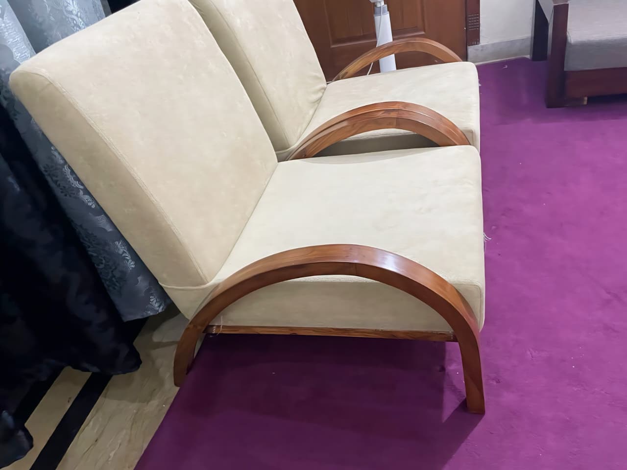 Mid-Century Curved Arm Accent Chair