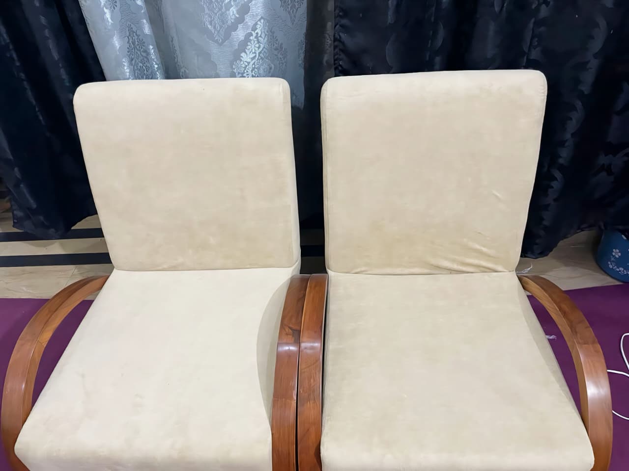 Mid-Century Curved Arm Accent Chair