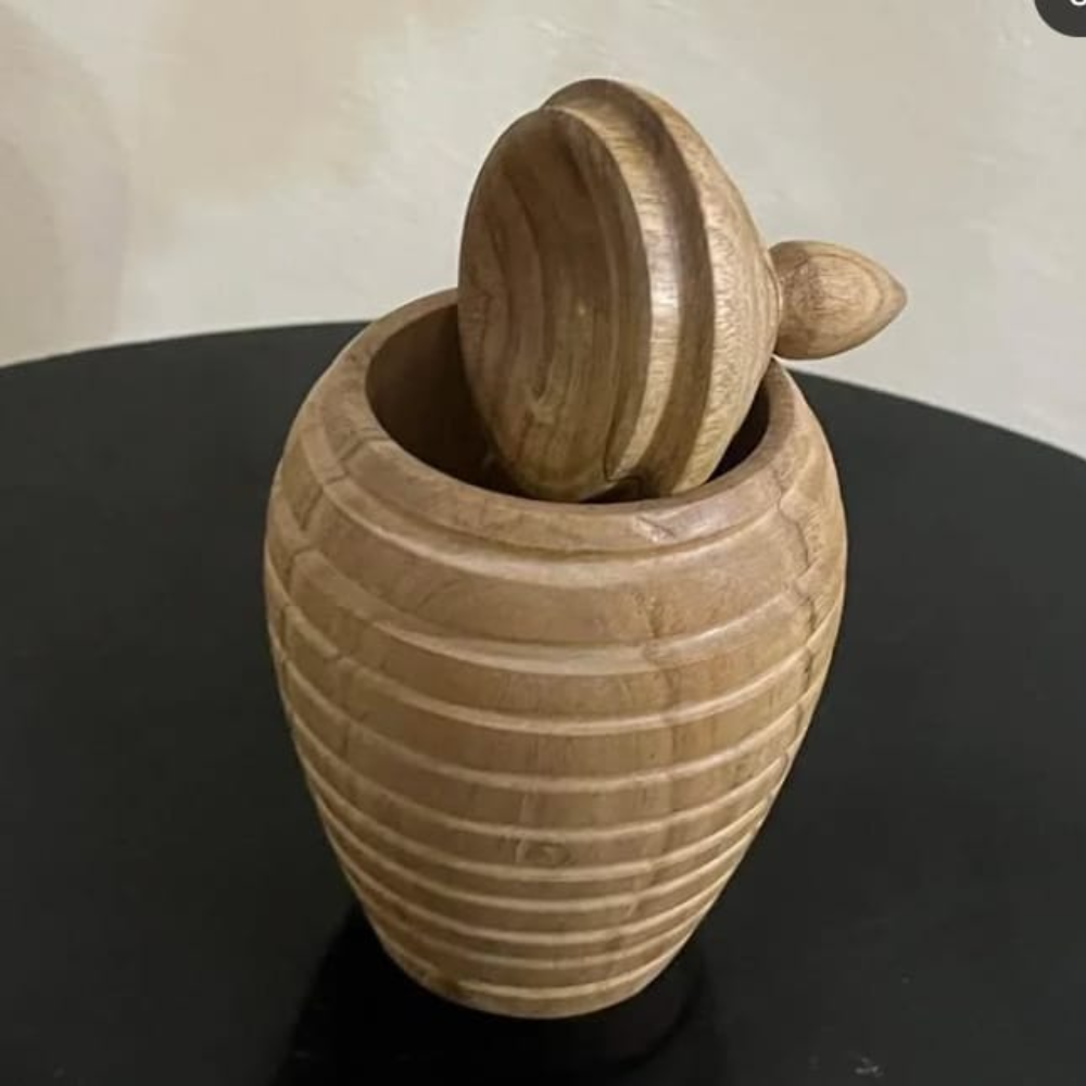 Handcrafted Wooden Honey Jar with Lid – Ribbed Design in Natural Finish