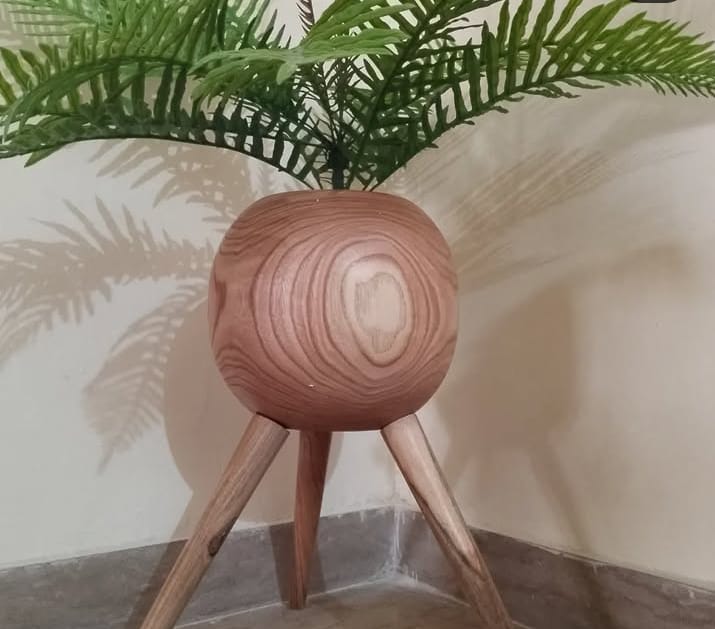 Wooden Standing Planter with Tripod Base – Handmade Elegance